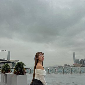 Lexi Petite
 escort in Singapore City offers 69 Position services