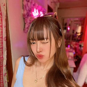 Lexi Petite
 escort in Singapore City offers 69 Position services