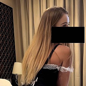 Katerina Super-forte Di Seno escort in Manama