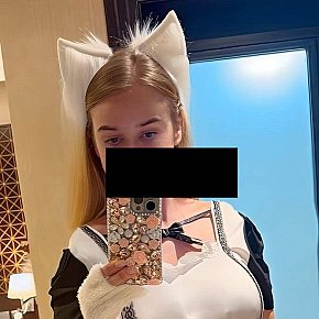Katerina Super-forte Di Seno escort in Manama