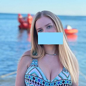Katerina Super-forte Di Seno escort in Manama