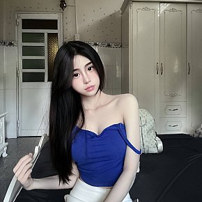 Alice escort in  offers In den Mund spritzen services
