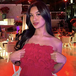 Alyyy Naturală escort in Manila offers Girlfriend Experience(GFE) services