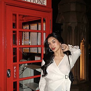 Alyyy Naturală escort in Manila offers Girlfriend Experience(GFE) services