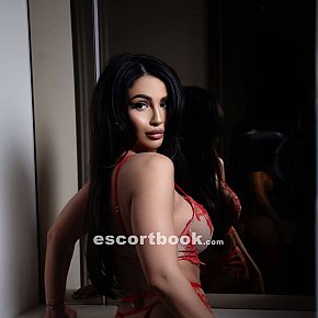 Kataleya escort in London offers Masaj erotic services