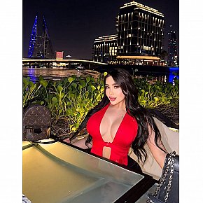 Ari Sâni Mari
 escort in Dubai offers Sărut services