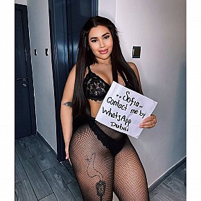 Sofia Super-culo escort in Abu Dhabi offers Orale (ricevere) services