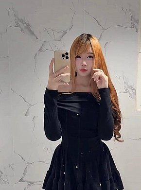 Rinda escort in Bangkok offers Experiência com garotas (GFE) services