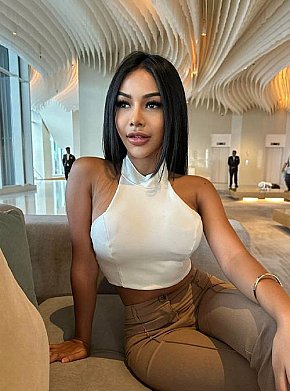 Rose Completamente Natural escort in Hamburg offers Sexo em diferentes posições services