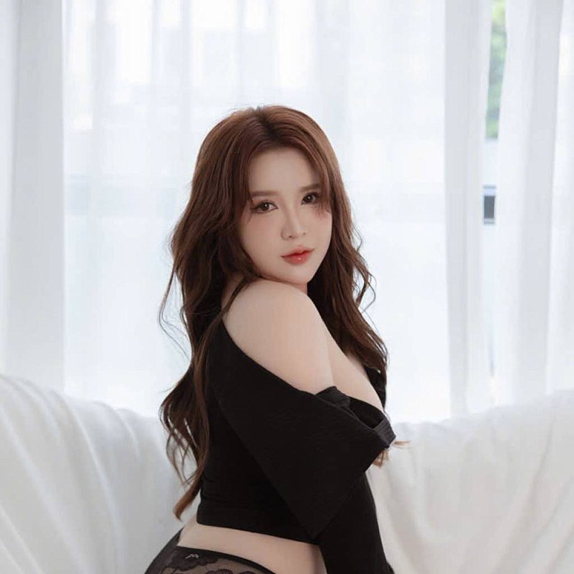 Escort in Warsaw, Lynne Totalmente natural provides Venida en el cuerpo (COB)