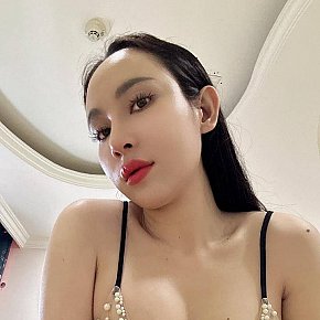 Jiny escort in Abu Dhabi offers Finalizare în Gură services