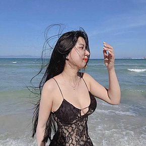 Suka escort in Singapore City offers Full Body Sensual Massage services