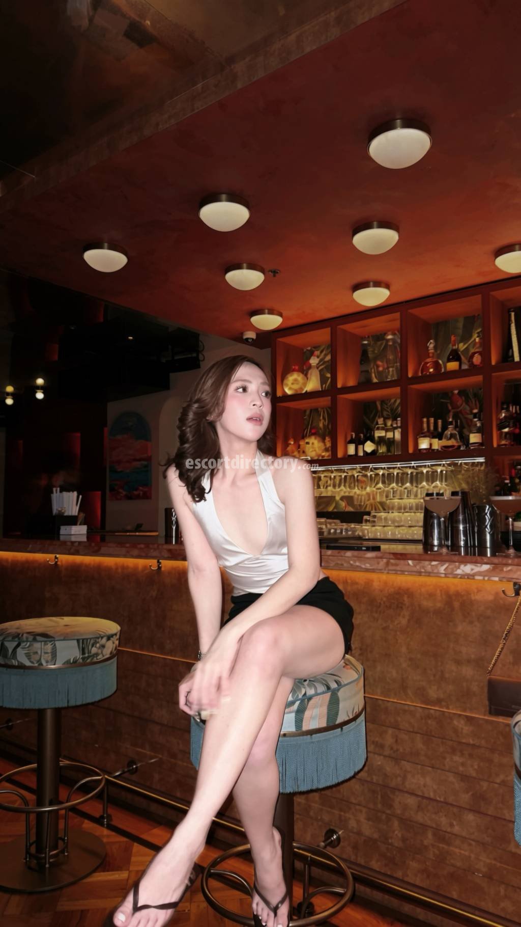 Prettycine performs Bacio alla francese, escort in Manila