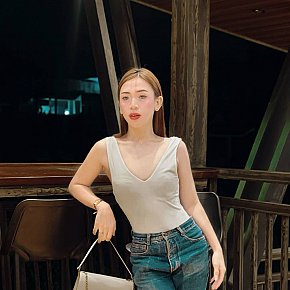 Prettycine Vip Escort escort in Manila offers Oral fără Prezervativ services
