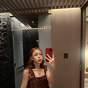 Prettycine Fitness Girl
 escort in Manila offers Intimate massage services