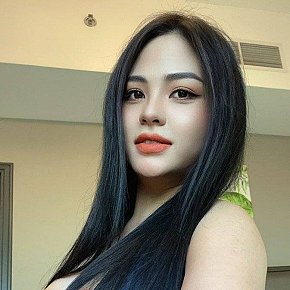 Bella escort in  offers Sărut Franţuzesc services
