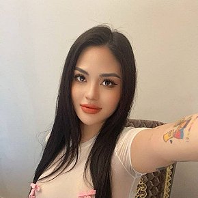 Bella escort in  offers Sărut Franţuzesc services