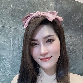 Anna escort in Singapore City offers 69 Position services