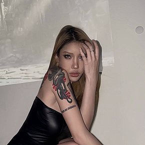 Monica escort in Jeddah offers Servicio de ducha
 services