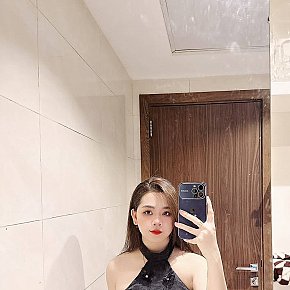 Sara escort in Manama offers Eier lecken services