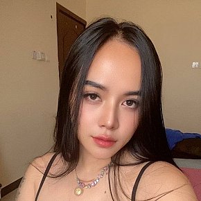 Melon escort in Muscat
