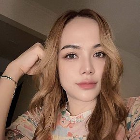 Melon escort in Muscat