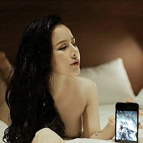 Tina escort in Salalah  offers Massaggio erotico services