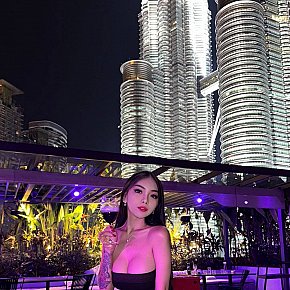Asian-Lover Piccolina escort in Manila offers Servizio doccia services
