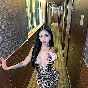 Asian-Lover Piccolina escort in Manila offers Servizio doccia services