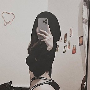 Lina escort in Kuta Bali offers Mistress (soft) services