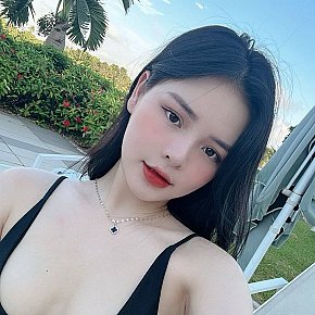 Jennie escort in Dubai offers Sesso Anale services