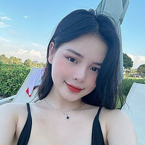 Jennie escort in Dubai offers Sesso Anale services