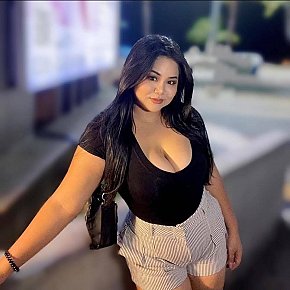 Ninew escort in Pattaya offers Rimming (passivo) services