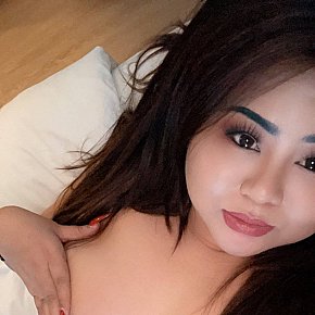 Ninew escort in Pattaya offers Rimming (passivo) services