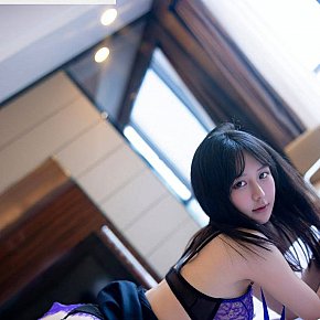 Maruina Completamente Natural escort in Kuwait City