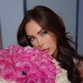 Bianca Vip Escort escort in Dubai offers Experiencia de Novia (GFE)
 services