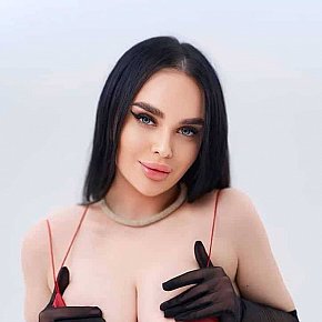 Marry Vip Escort escort in Dubai offers Experience 