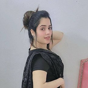 Riya escort in Dubai