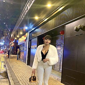 Klier escort in Hong Kong offers Massaggio erotico services