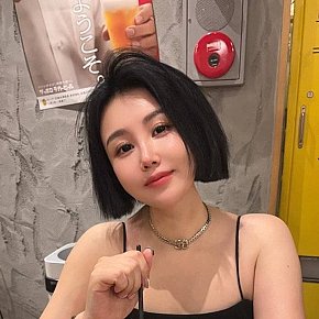 Lisa escort in Tokyo