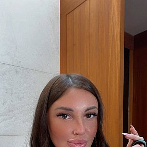 Amira Deportista escort in Abu Dhabi offers Dominante (suave)
 services