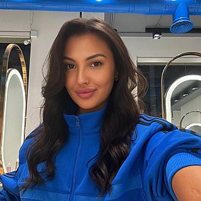 Amira Deportista escort in Abu Dhabi offers Dominante (suave)
 services