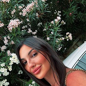 Amira Deportista escort in Abu Dhabi offers Dominante (suave)
 services