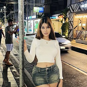 Farah Super-culo escort in Bangkok offers Esperienza Pornostar services
