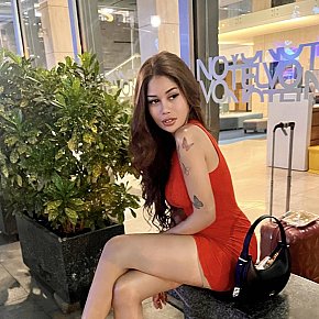 Farah Super-culo escort in Bangkok offers Esperienza Pornostar services