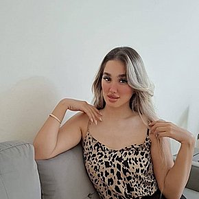 Amal escort in Muscat offers Full Body Sensual Massage services