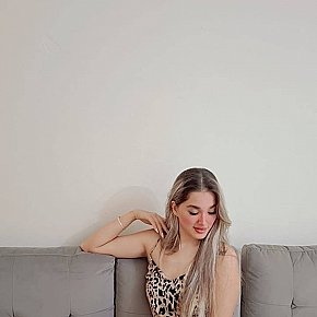Amal escort in Muscat offers Full Body Sensual Massage services