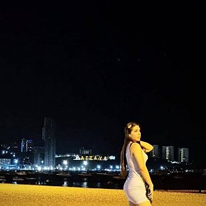 Amal escort in  offers Masaj Senzual Integral services