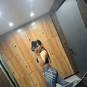 Amal escort in  offers Masaj Senzual Integral services