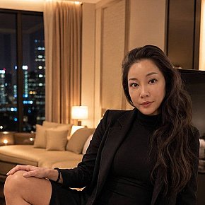 Shelley escort in Sydney offers Erotic massage services